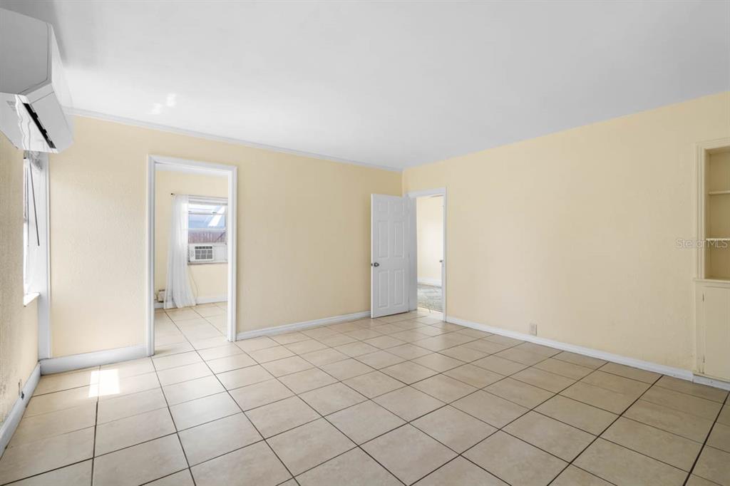 301 5th Avenue Northwest Ruskin, FL 33570 - Photo 8 of 48