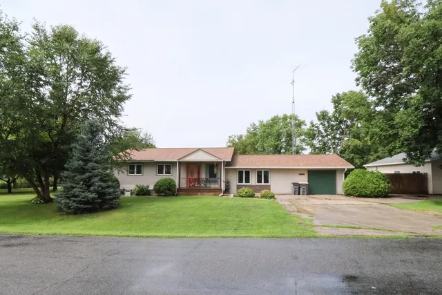 $335,000 | N6213 Fox Street, Onalaska, WI 54650