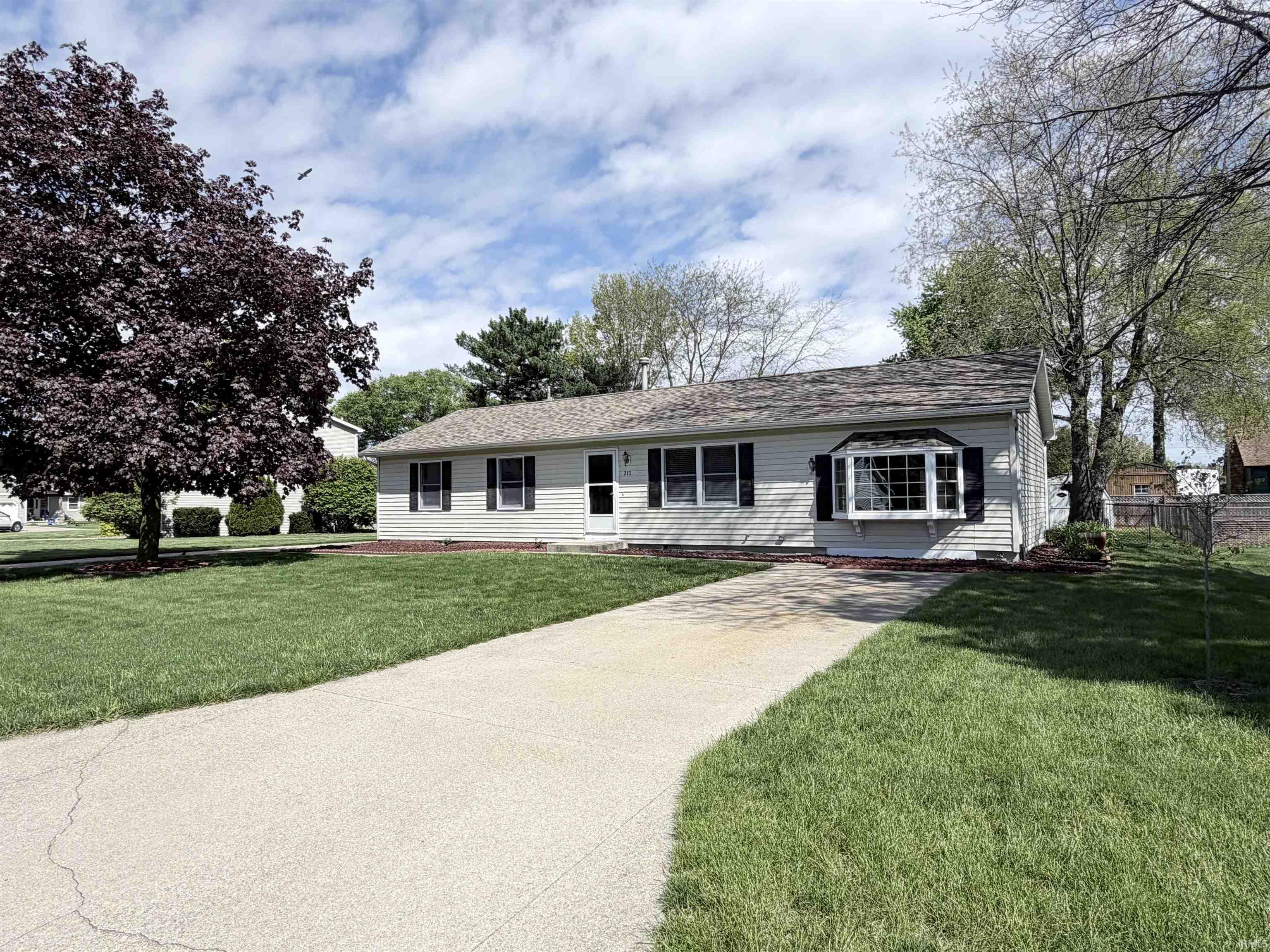 213 South William Street North Liberty, IN 46554 - Photo 2 of 32