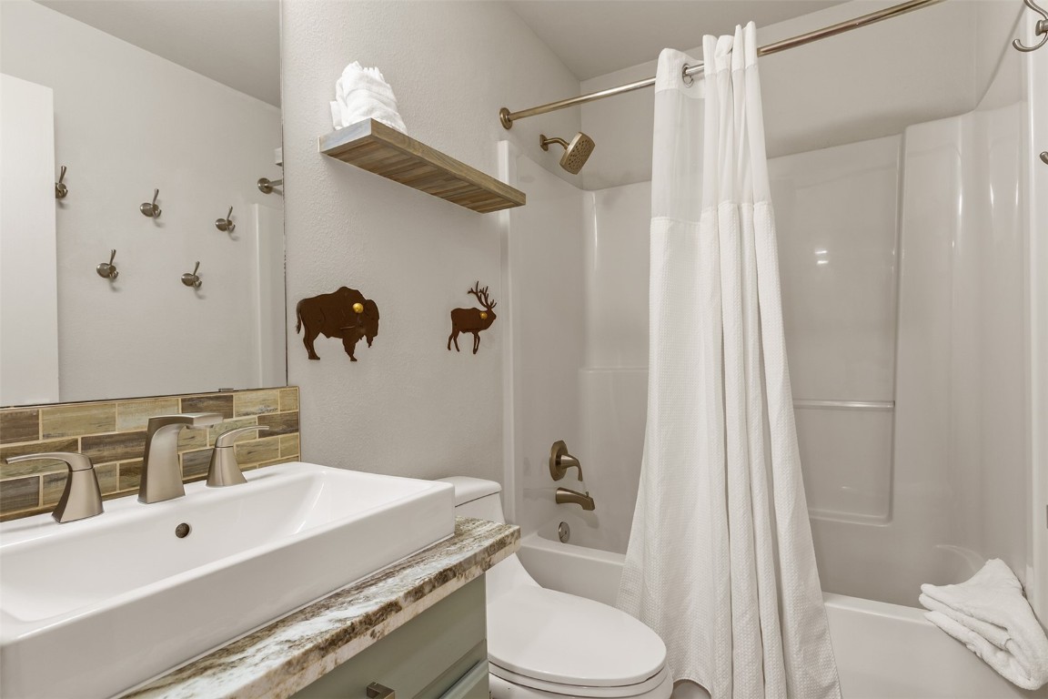 620 4 O Clock Road, Unit 128 Breckenridge, CO 80424 - Photo 17 of 32 Gallery Image 17