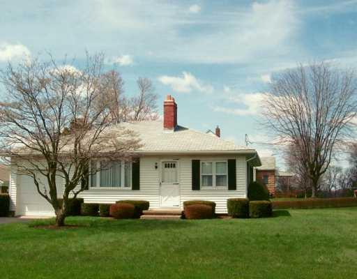 1209 Willowbrook Road New Castle, PA 16101 - Photo 1 of 6 Exterior Front.