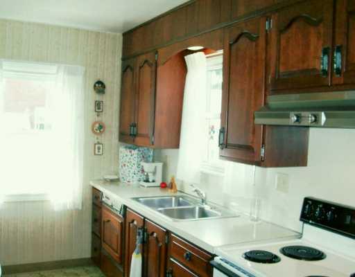 1209 Willowbrook Road New Castle, PA 16101 - Photo 6 of 6 Kitchen.