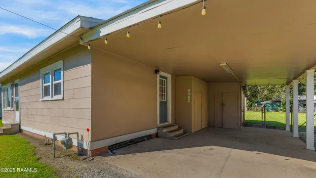 $99,900 | 1810 Chatsworth Road, Franklin, LA 70538