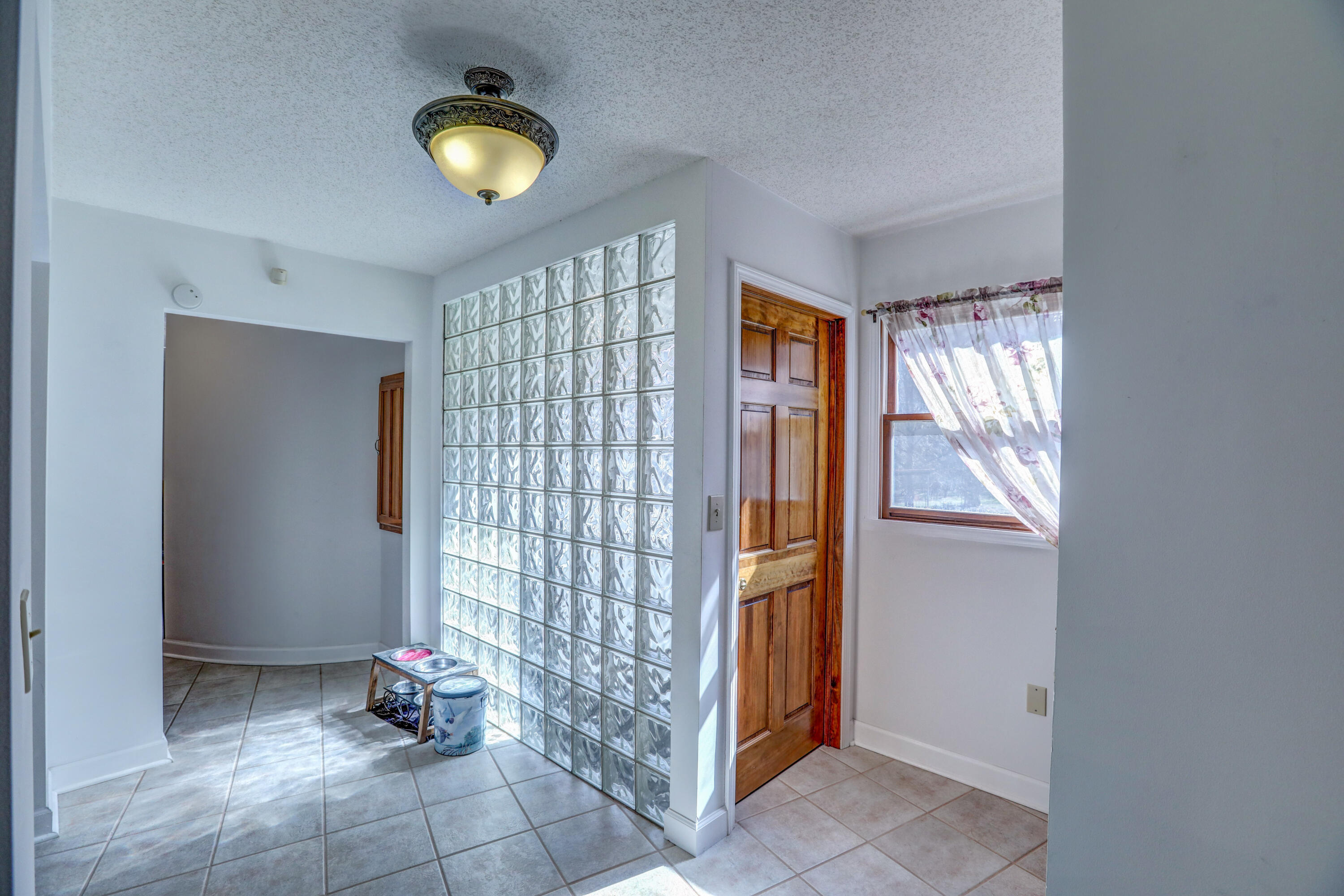 2987 Reservoir Road Kingsport, TN 37660 - Photo 13 of 137 B42A9083_4_5_6_7