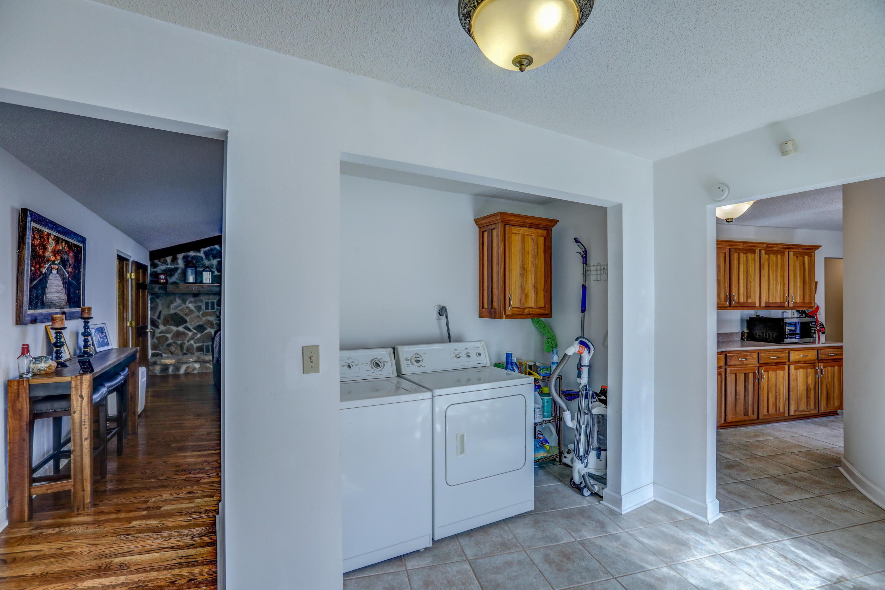 2987 Reservoir Road Kingsport, TN 37660 - Photo 14 of 137 B42A9088_89_90_91_92