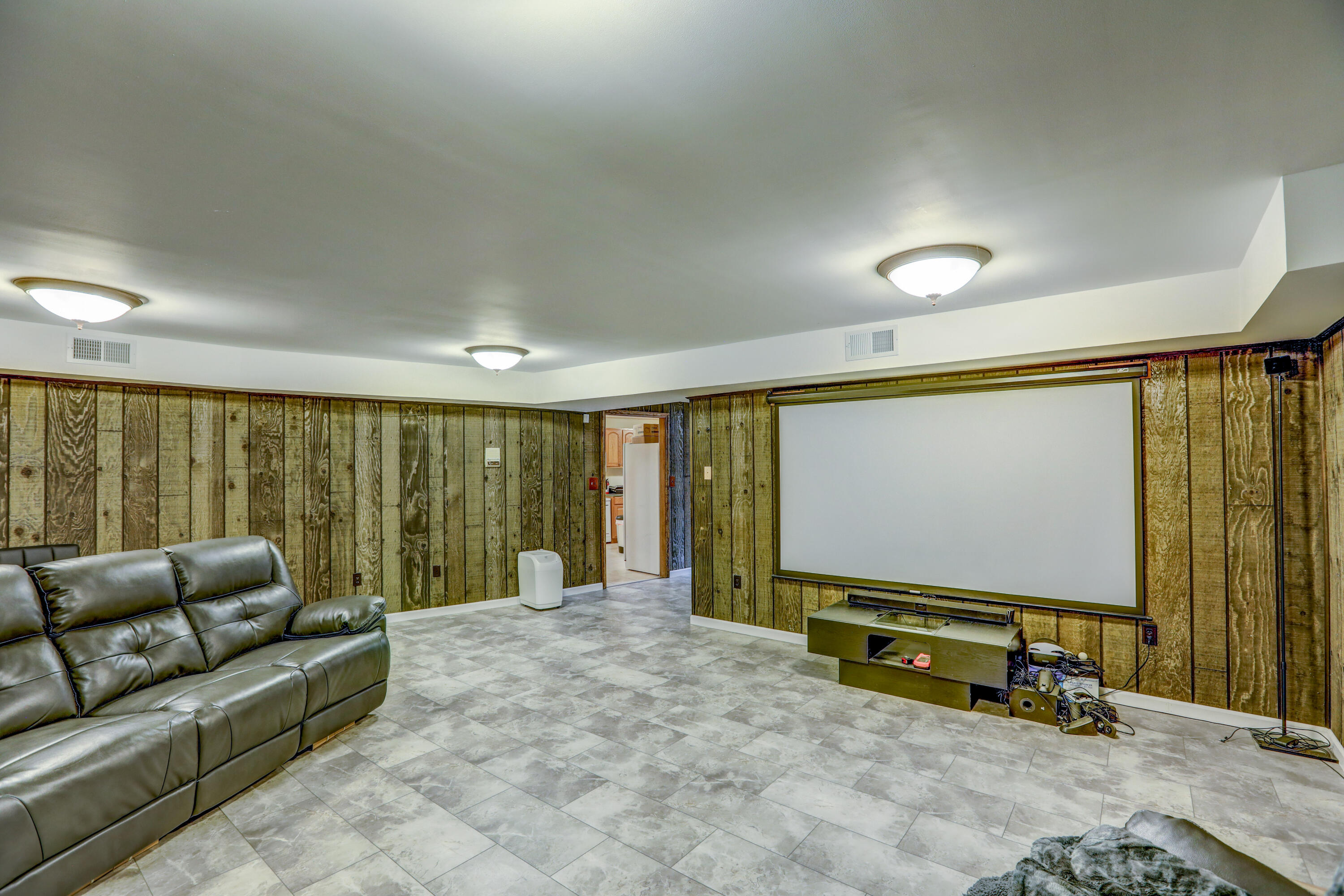 2987 Reservoir Road Kingsport, TN 37660 - Photo 44 of 137 B42A9243_4_5_6_7