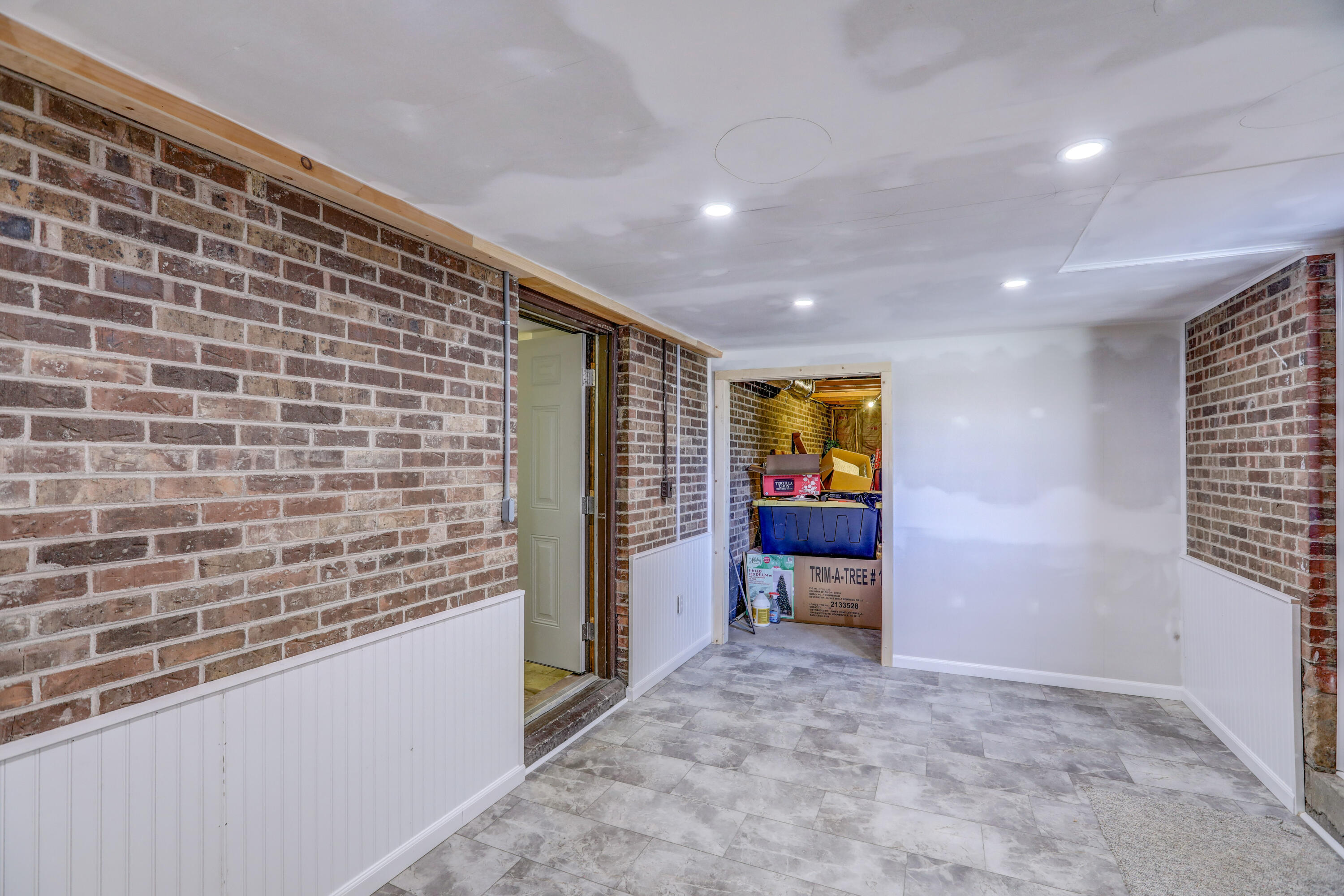 2987 Reservoir Road Kingsport, TN 37660 - Photo 48 of 137 B42A9263_4_5_6_7