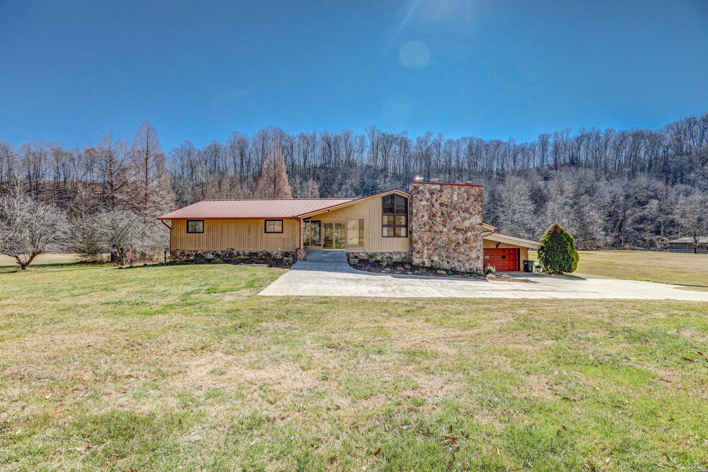 2987 Reservoir Road Kingsport, TN 37660 - Photo 92 of 137 B42A9483_4_5_6_7