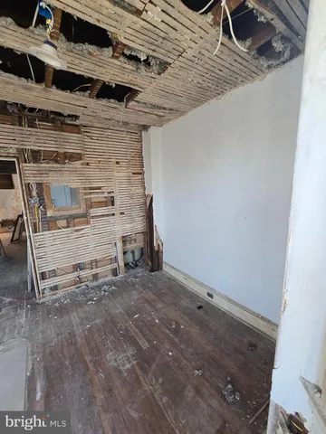 a view of a storage & utility room