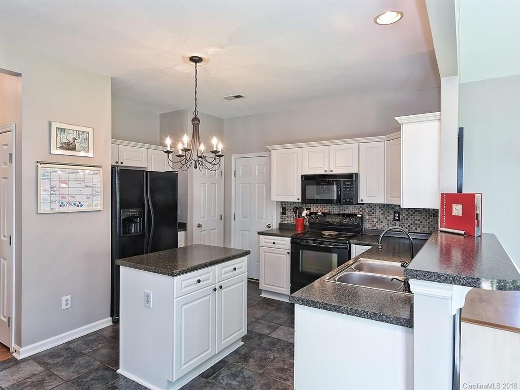 708 Warwick Way Fort Mill, SC 29708 - Photo 10 of 24