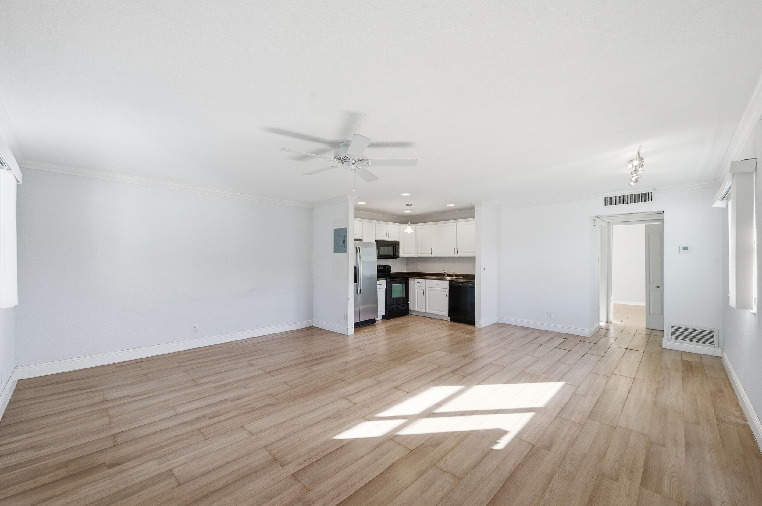 710 Monaco Court Delray Beach, FL 33446 - Photo 24 of 40 17_dsc_6626