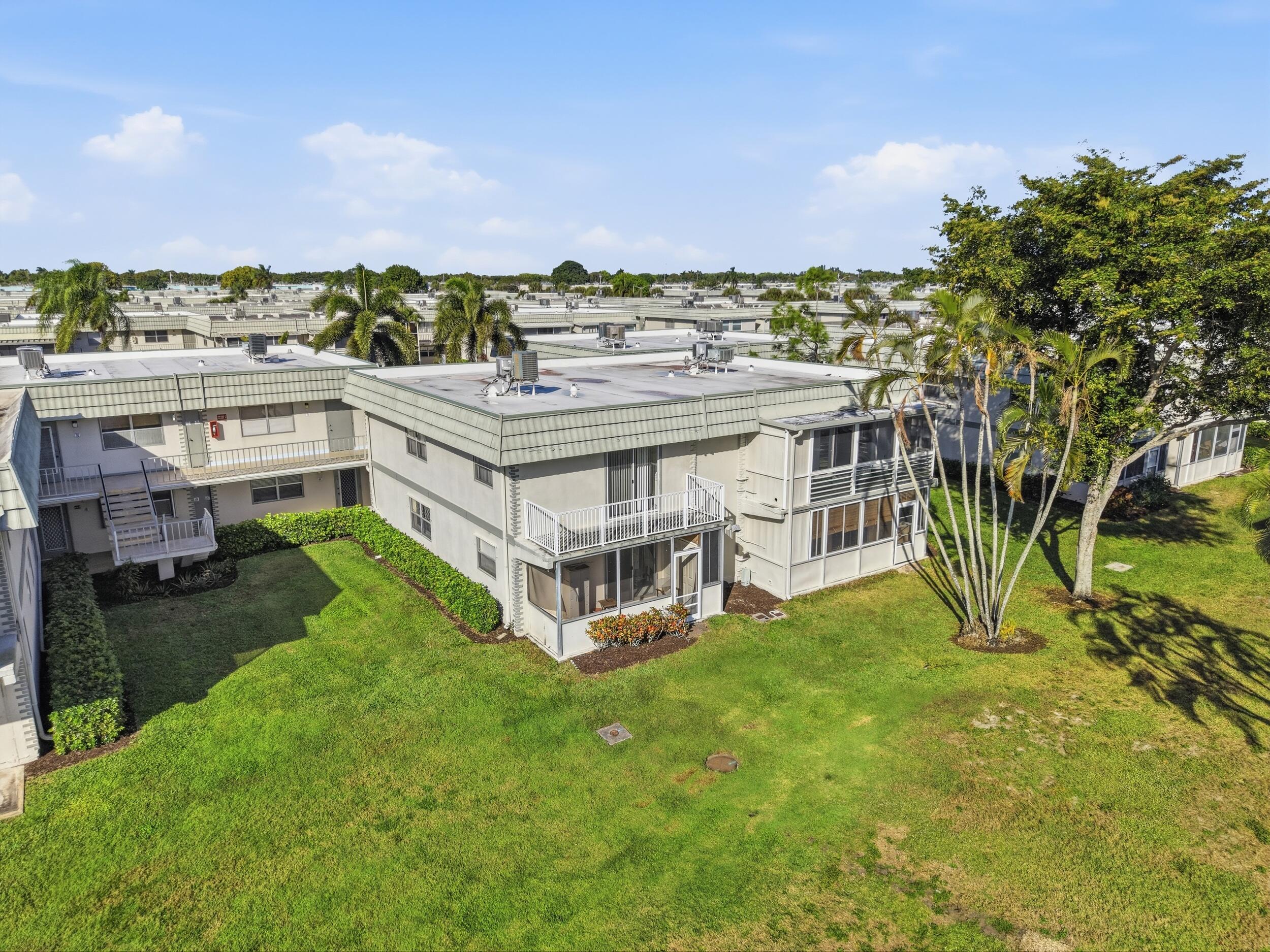 710 Monaco Court Delray Beach, FL 33446 - Photo 29 of 40 10_dji_20260127230023_0320_d