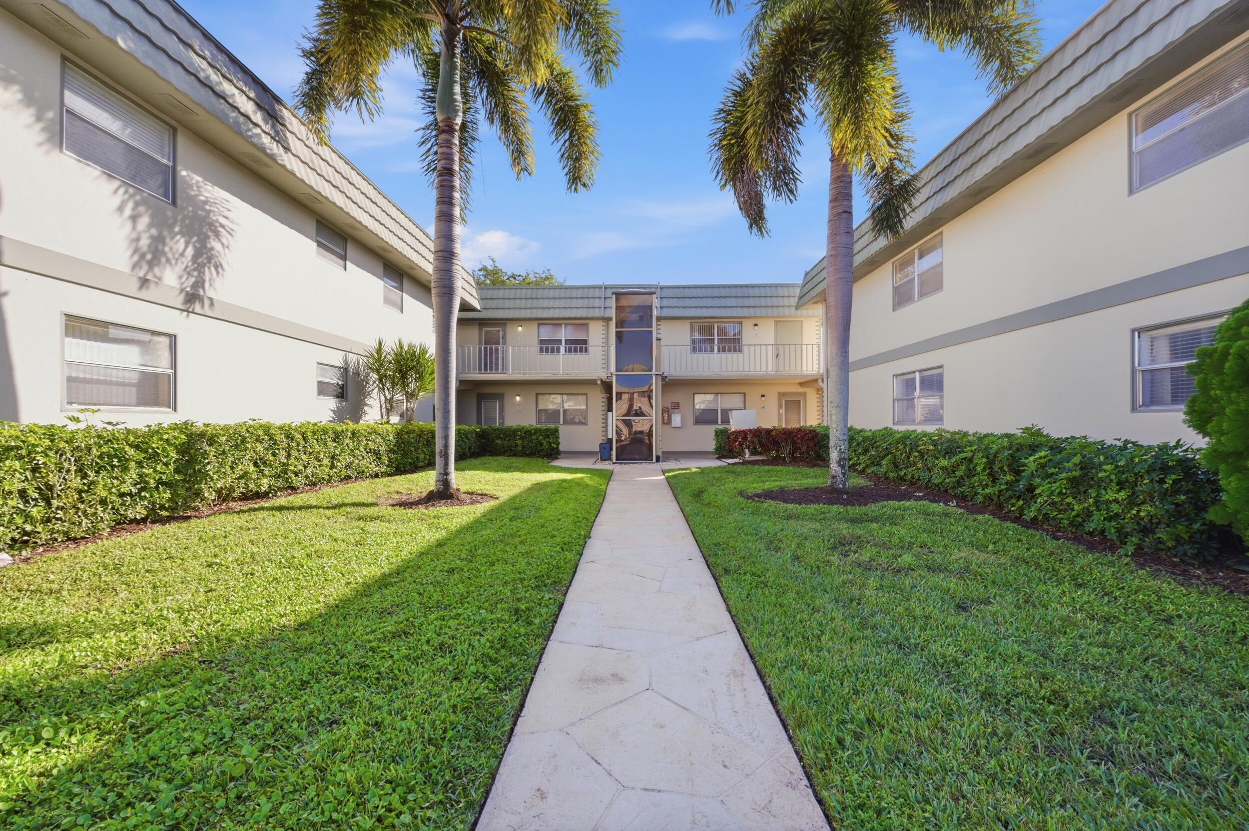 710 Monaco Court Delray Beach, FL 33446 - Photo 4 of 40 66_dsc_6791