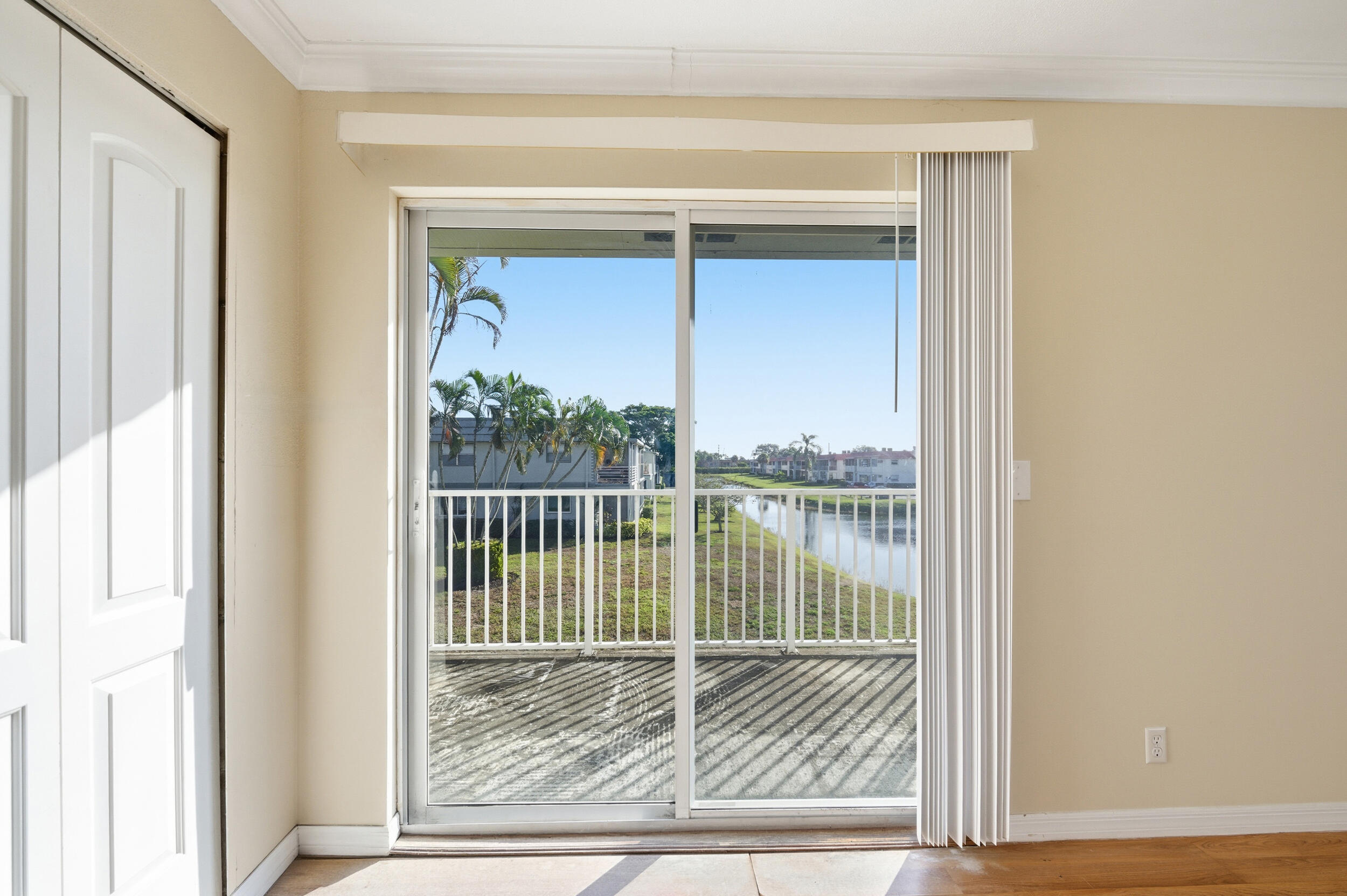 710 Monaco Court Delray Beach, FL 33446 - Photo 9 of 40 47_dsc_6716