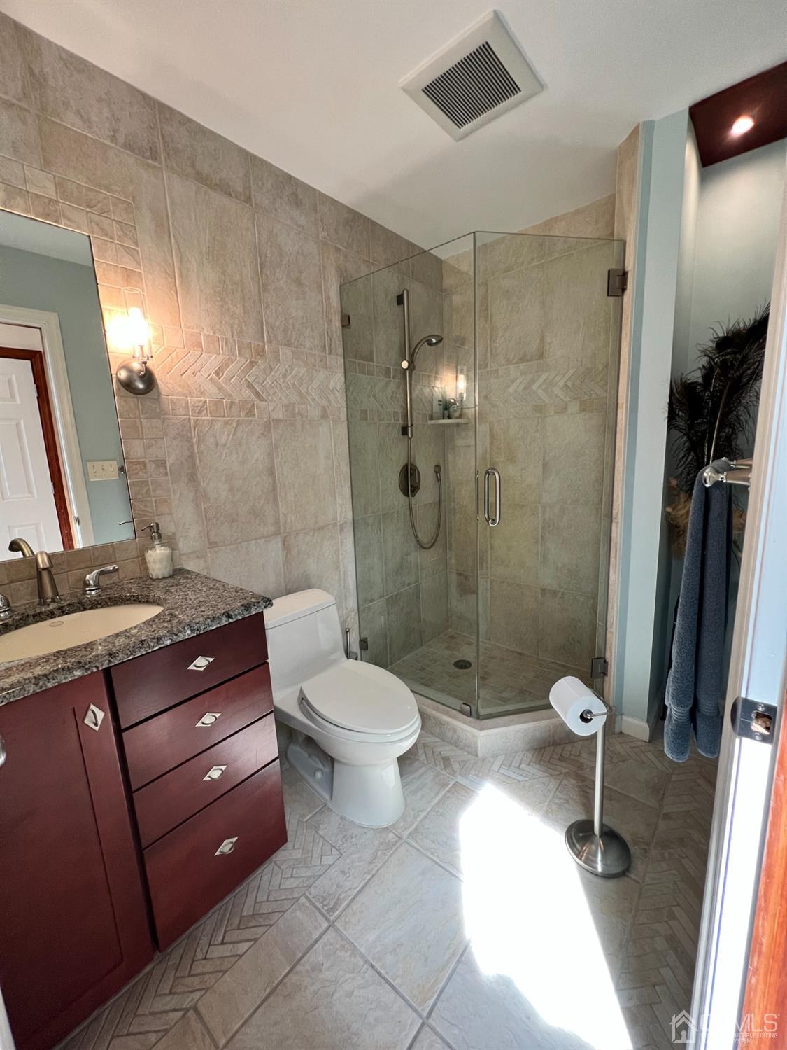 55 Winton Road East Brunswick, NJ 08816 - Photo 13 of 39