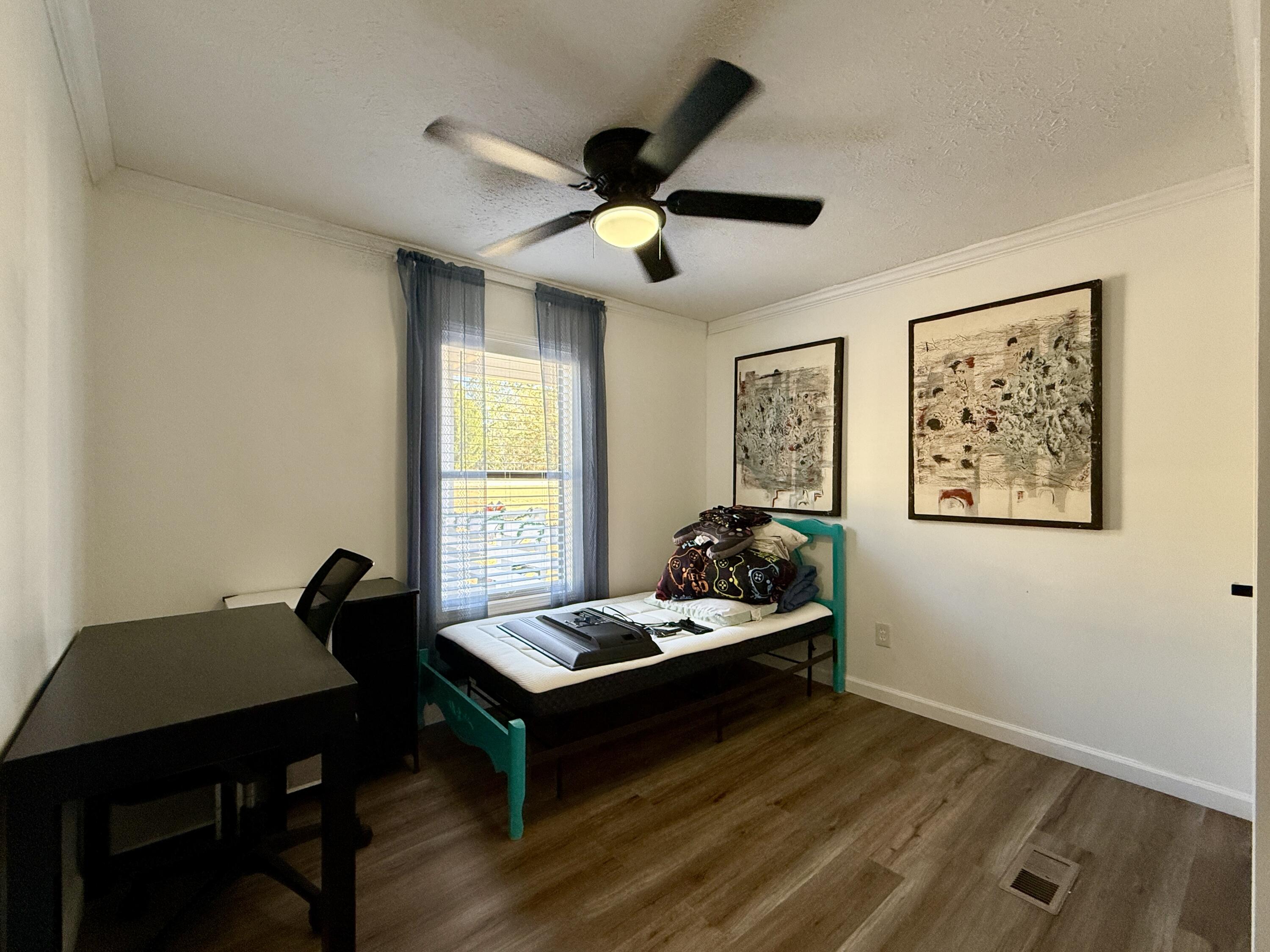 10199 Ga Highway Stapleton, GA 30823 - Photo 24 of 30 Front Bedroom -Middle