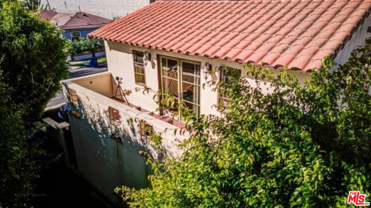 4170 Ince Boulevard, Unit B Culver City, CA 90232 - Photo 1 of 16