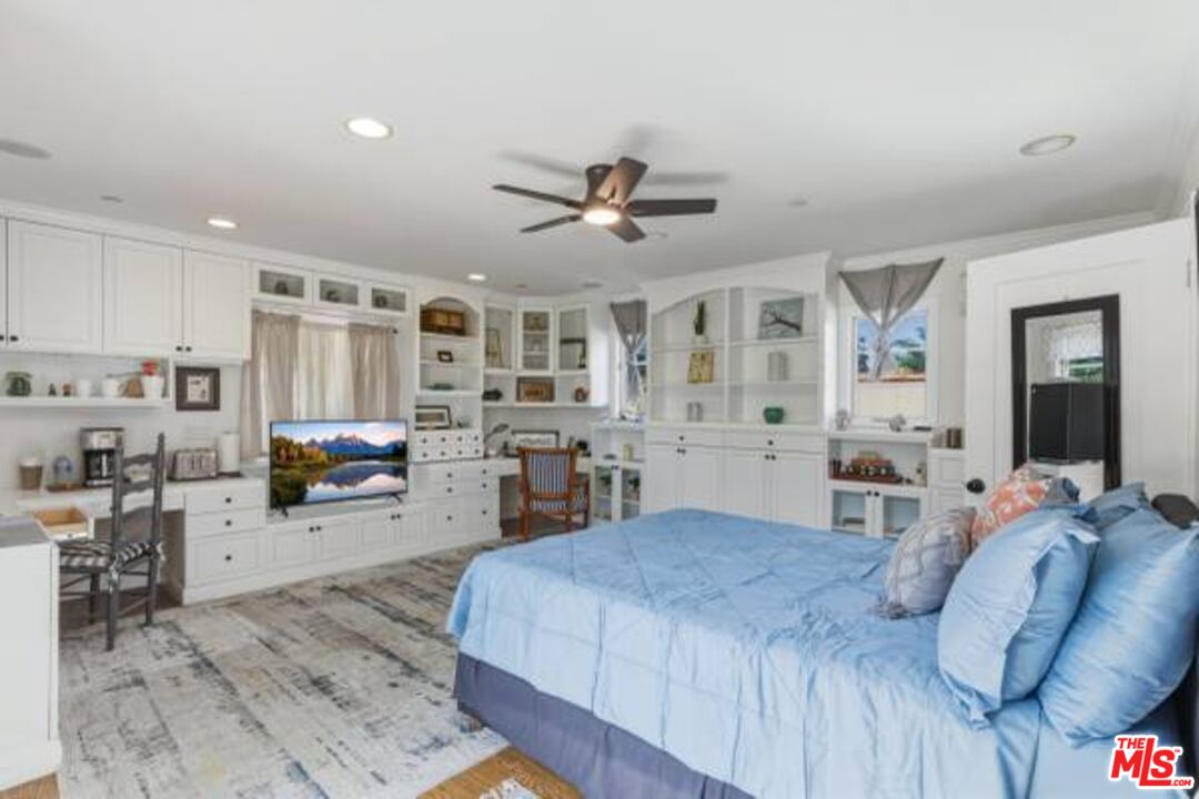 4170 Ince Boulevard, Unit B Culver City, CA 90232 - Photo 3 of 16