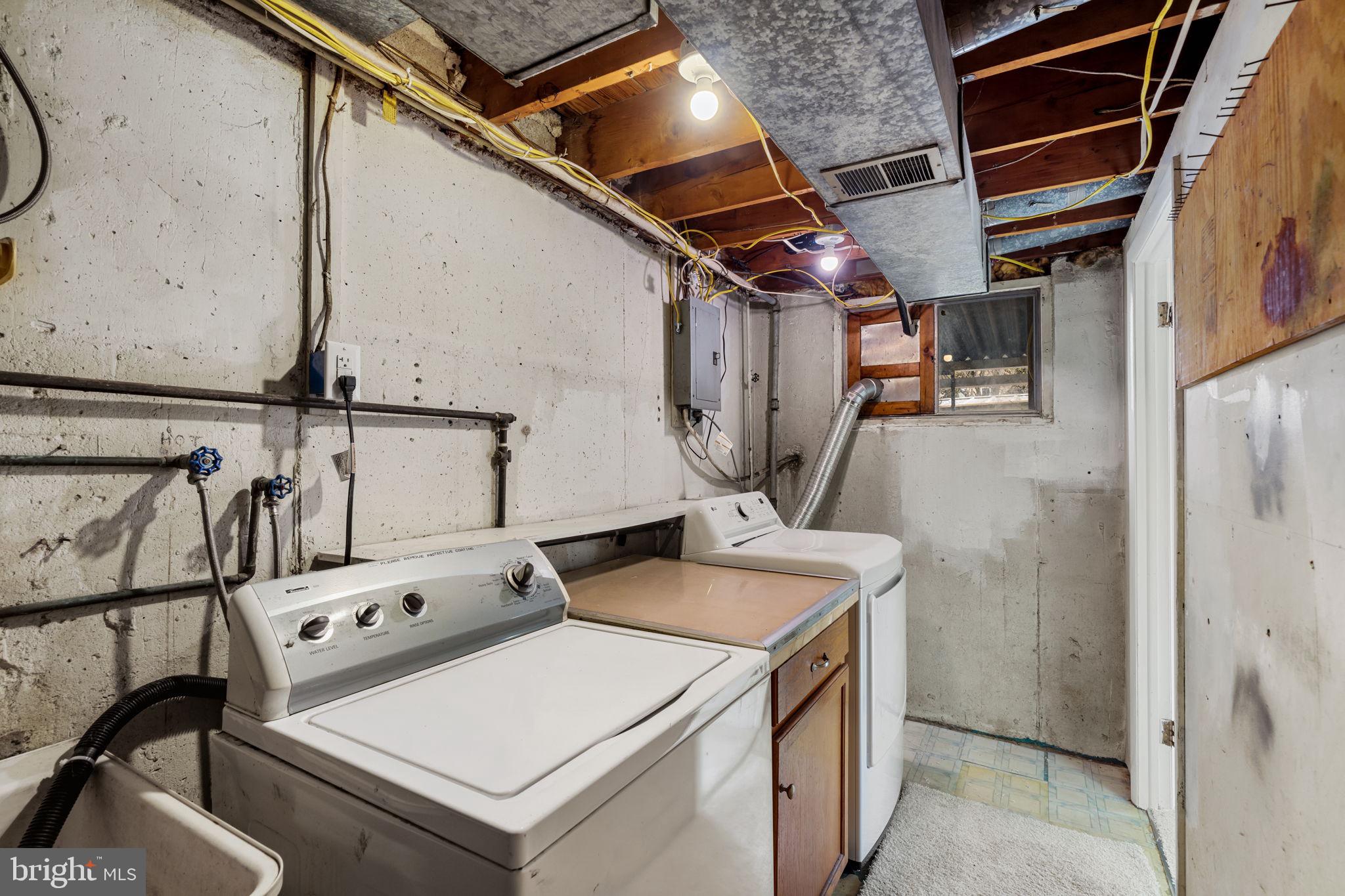 859 Andover Road Lansdale, PA 19446 - Photo 38 of 44 a utility room with dryer and washer