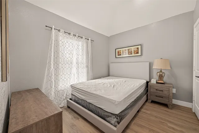 $2,500 | 4309 Beggs Street, Houston, TX 77009