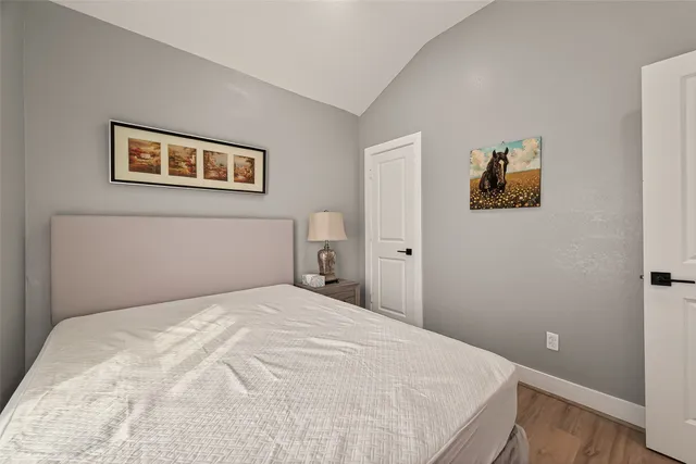 $2,500 | 4309 Beggs Street, Houston, TX 77009