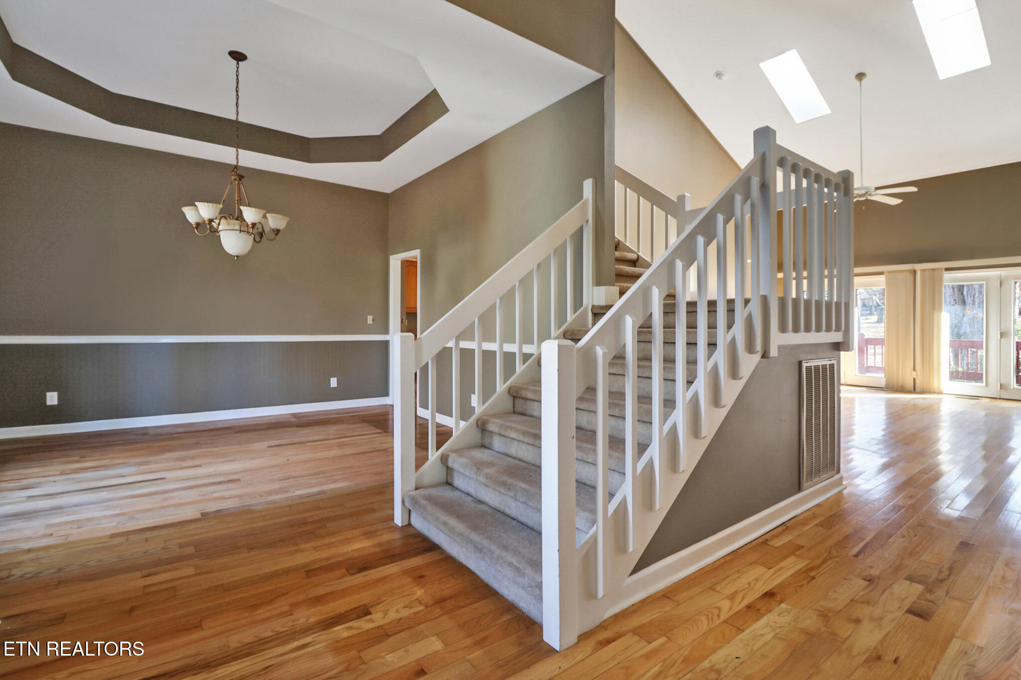 121 Inata Circle Loudon, TN 37774 - Photo 11 of 52 if1a3957-if1a3961