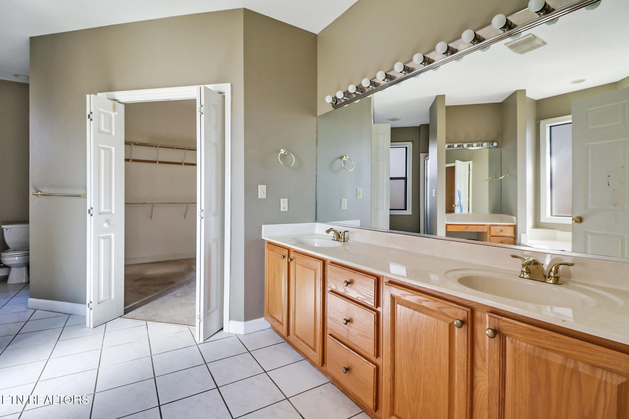 121 Inata Circle Loudon, TN 37774 - Photo 29 of 52 if1a4047-if1a4051