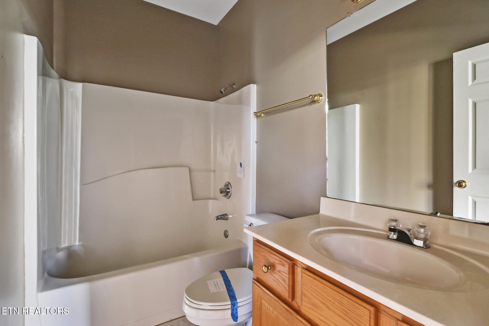 121 Inata Circle Loudon, TN 37774 - Photo 38 of 52 if1a4098-if1a4102