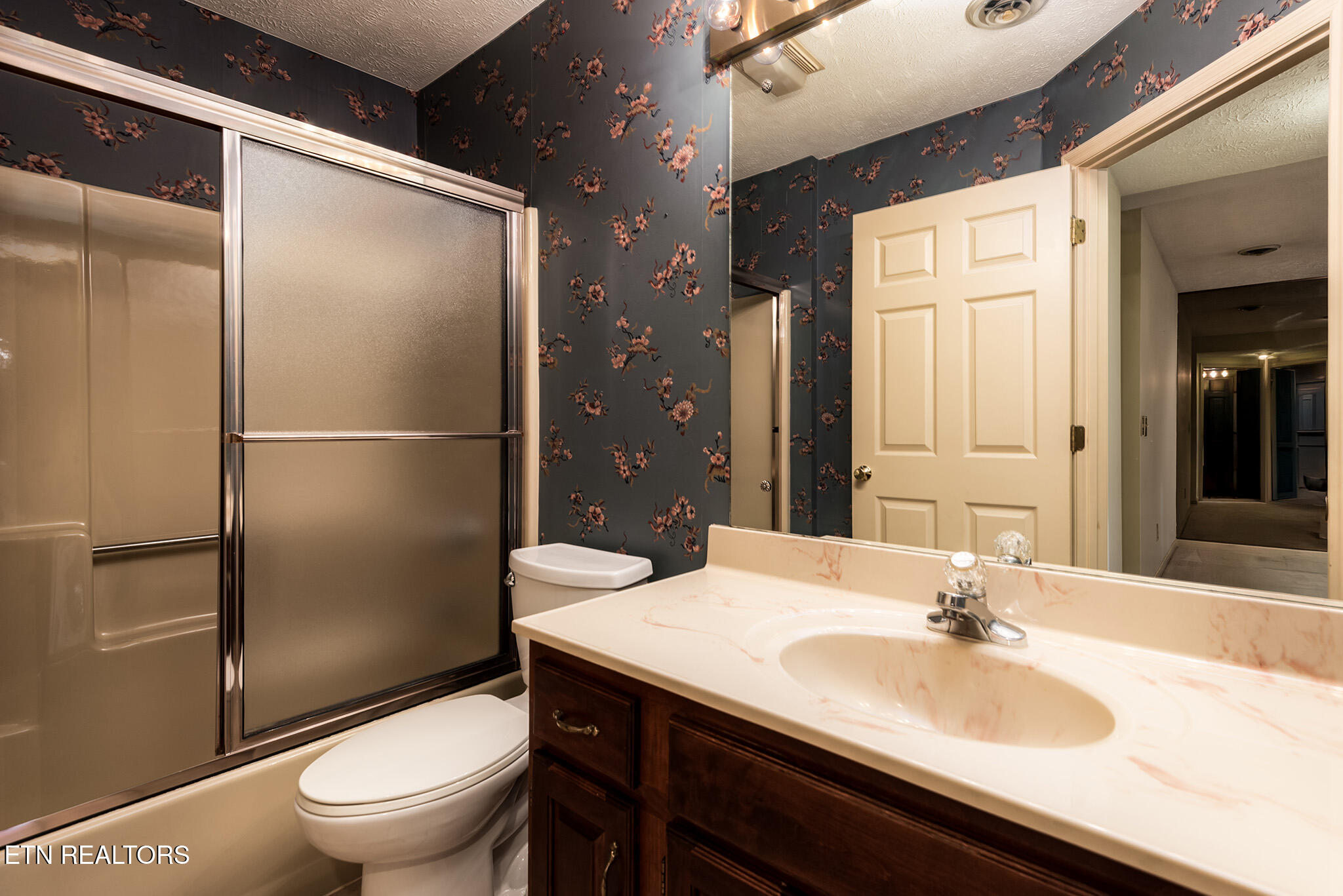 337 Suburban Road Knoxville, TN 37923 - Photo 20 of 25 337_Suburban_120