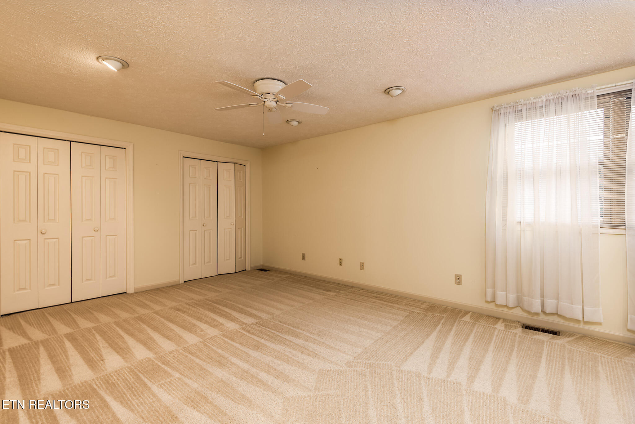 337 Suburban Road Knoxville, TN 37923 - Photo 21 of 25 337_Suburban_121