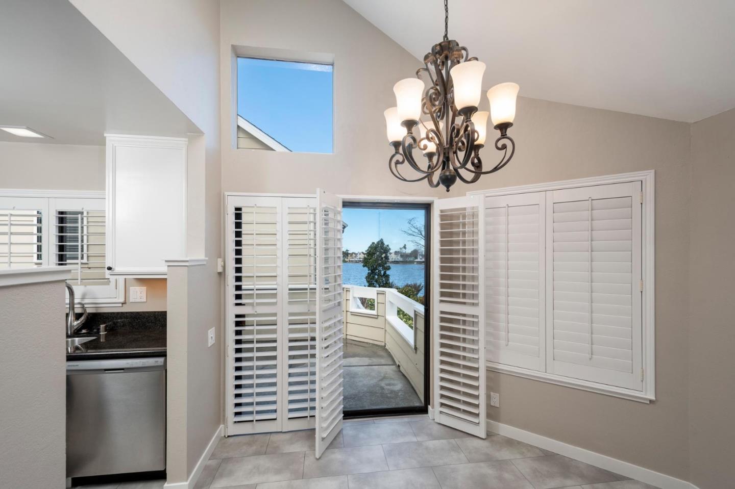 964 Shoreline Drive San Mateo, CA 94404 - Photo 9 of 19