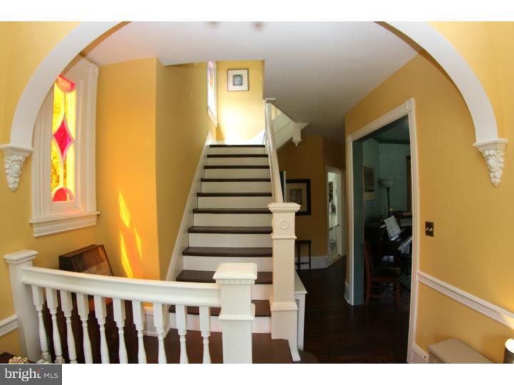 25 West Mill Road Flourtown, PA 19031 - Photo 4 of 25 Foyer