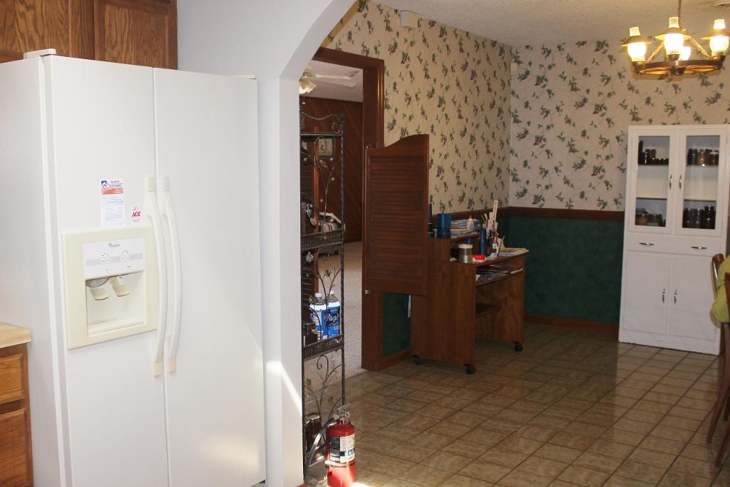 1800 Repass Road New Market, TN 37820 - Photo 11 of 39 kitchen into dining (1024x683).jpg