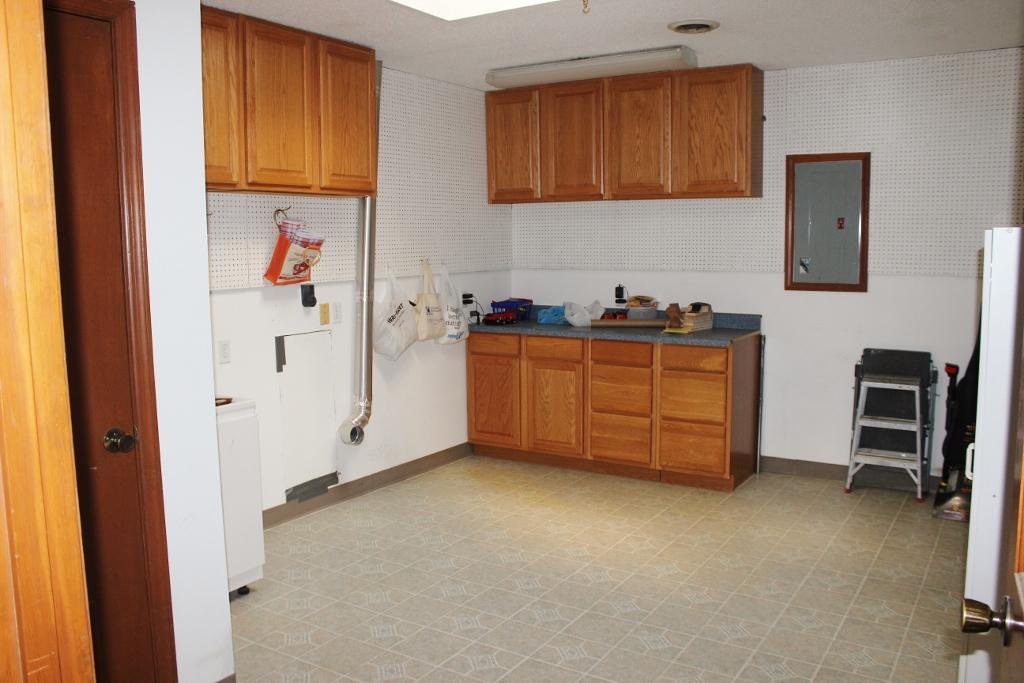 1800 Repass Road New Market, TN 37820 - Photo 21 of 39 laundry and utility (1024x683).jpg