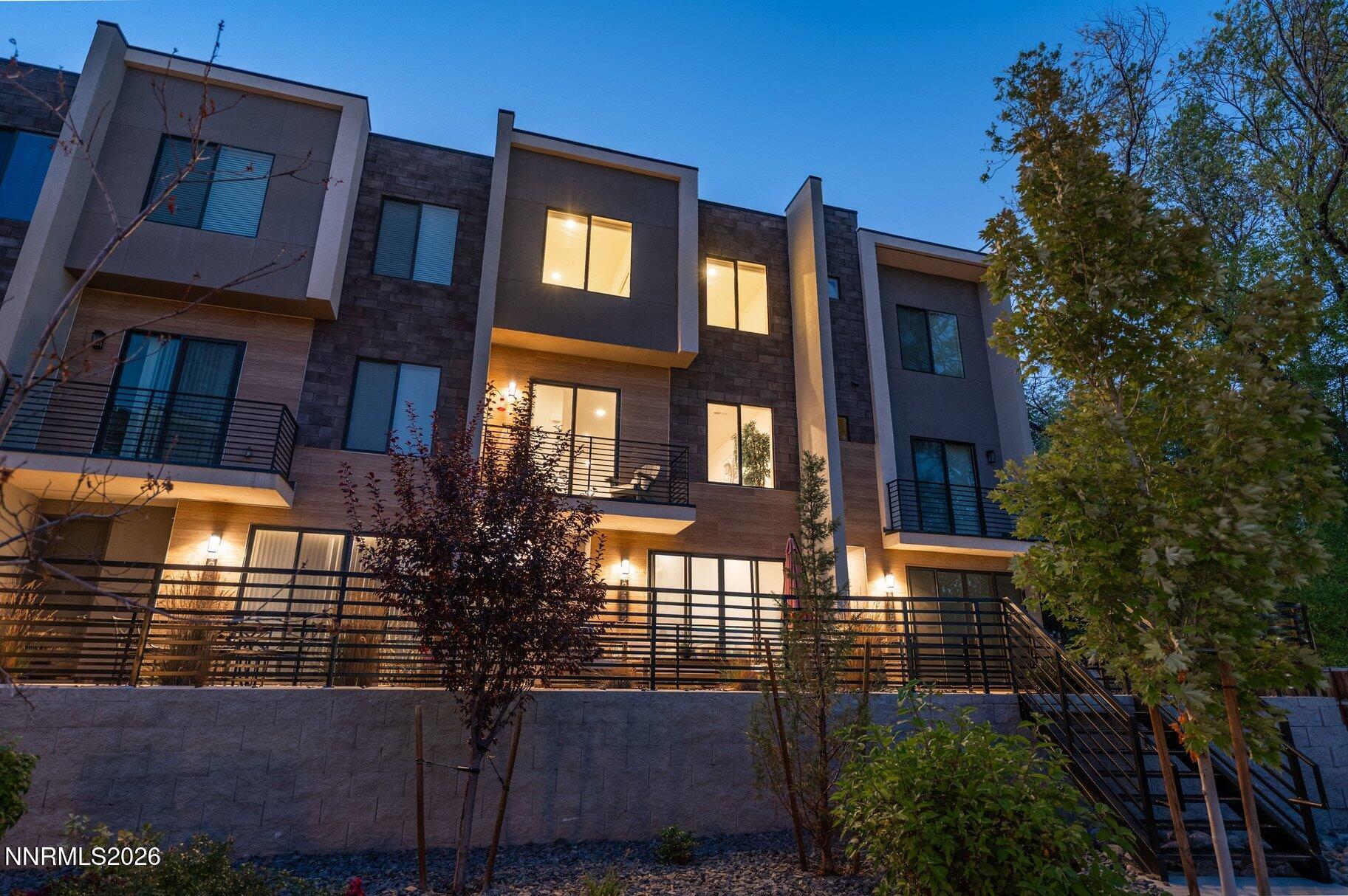 2554 River Hatchling Lane Reno, NV 89503 - Photo 51 of 61 076_rhtw-1009_712