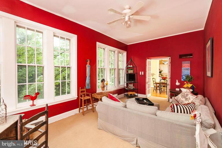 108 Ridgewood Road Baltimore, MD 21210 - Photo 13 of 30 a living room with furniture and a large window