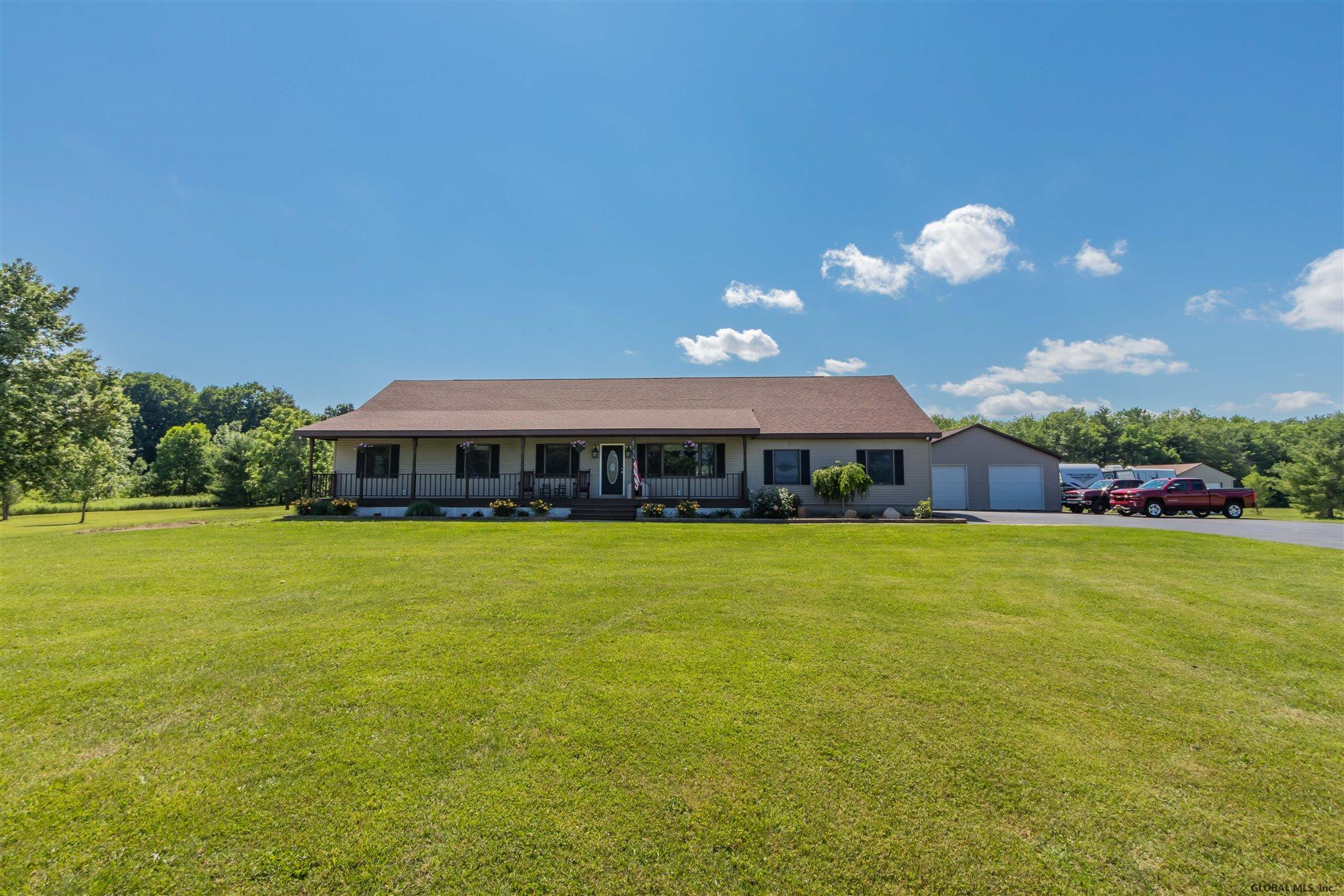 286 Morrow Road Amsterdam, NY 12010 - Photo 1 of 79 Photo 1