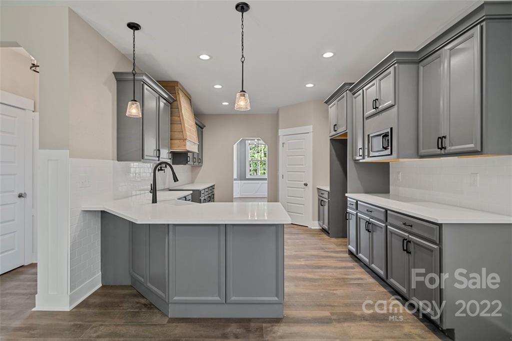 339 Grassy Rdg Court Clover, SC 29710 - Photo 6 of 34 Gallery Image 6