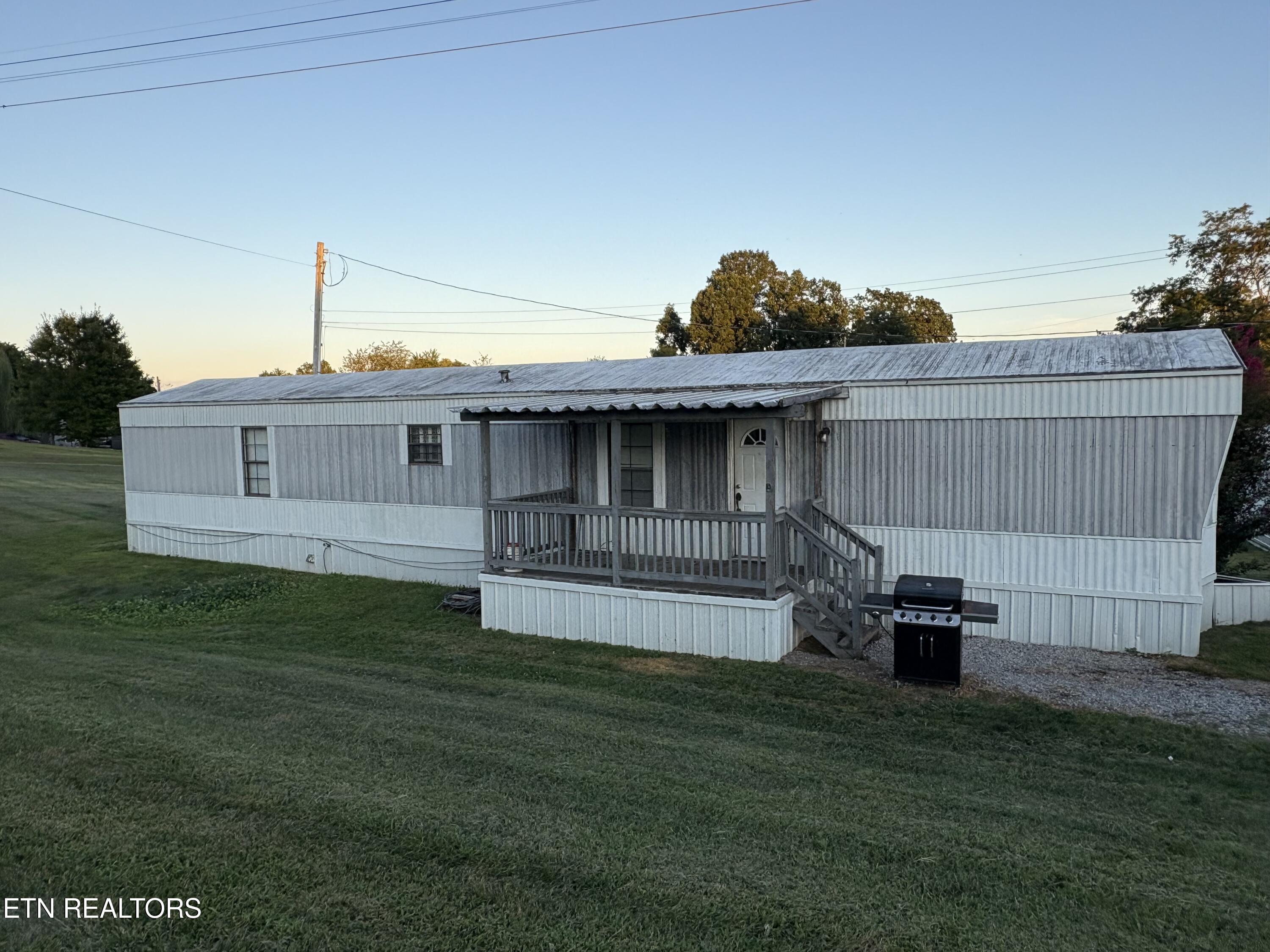 865 Shade Pressnell Road Tazewell, TN 37879 - Photo 1 of 3 IMG_5407