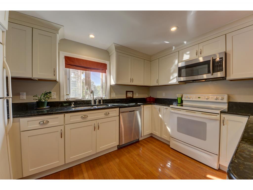 71 Seabury Hampton, NH 03842 - Photo 19 of 36 Gallery Image 19