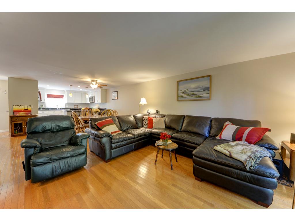 71 Seabury Hampton, NH 03842 - Photo 10 of 36 Gallery Image 10