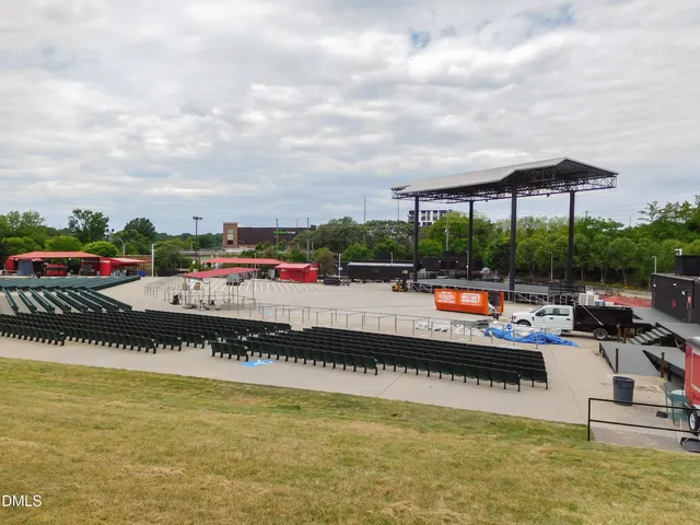 $159,900 | 1300 Park Glen Drive, Unit 102, Raleigh, NC 27610