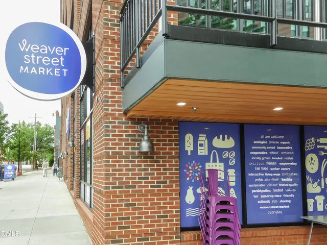 $159,900 | 1300 Park Glen Drive, Unit 102, Raleigh, NC 27610