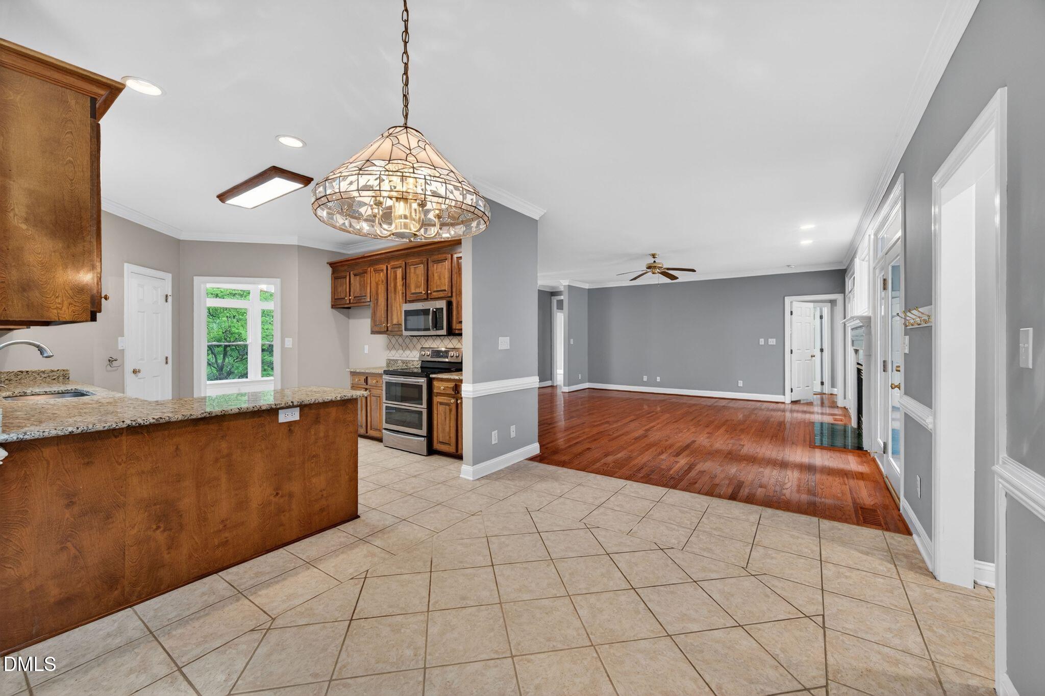 2217 Tomotley Court Raleigh, NC 27606 - Photo 18 of 98