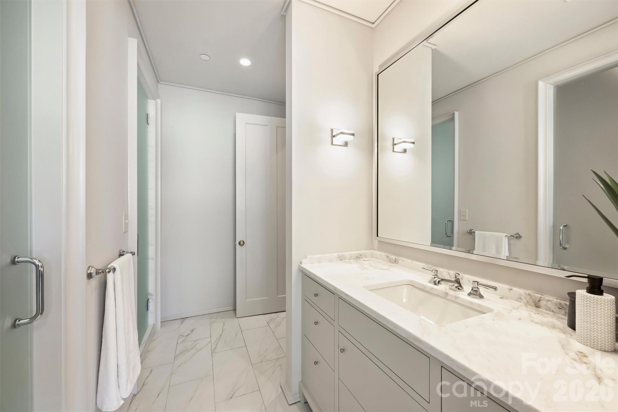 1170 Queens Road Charlotte, NC 28207 - Photo 32 of 38 Gallery Image 32