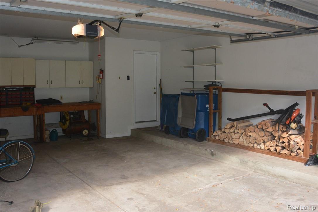 446 Hunters Ridge Drive Saline, MI 48176 - Photo 31 of 37 DSC_3669.JPG