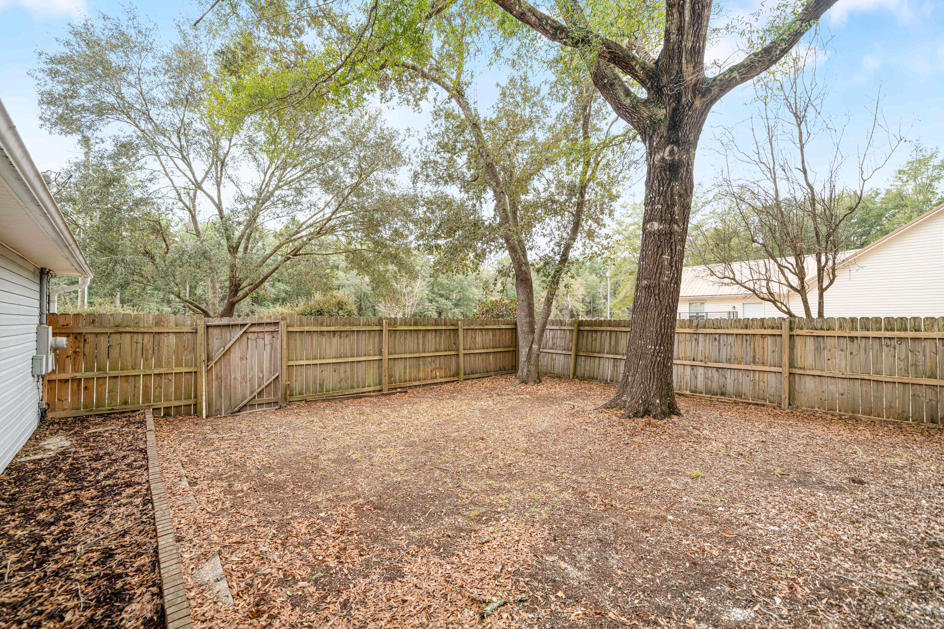 6004 Donald Guy Road Crestview, FL 32539 - Photo 27 of 31 Partially Fenced In