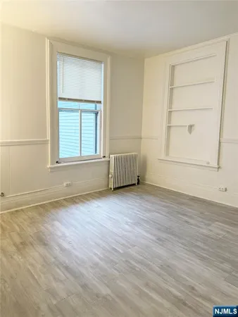 $800 | 115 West Allendale Avenue, Unit 4, Allendale, NJ 07401