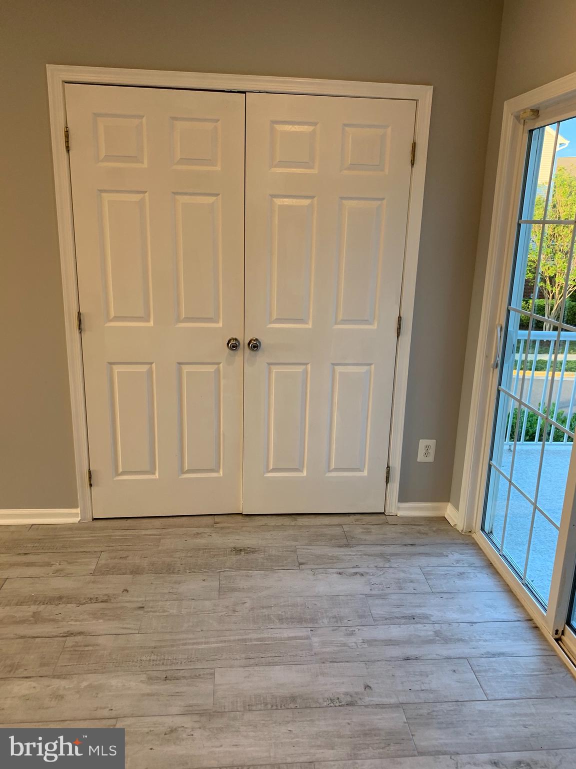 25323 Eldridge Terrace Chantilly, VA 20152 - Photo 11 of 27