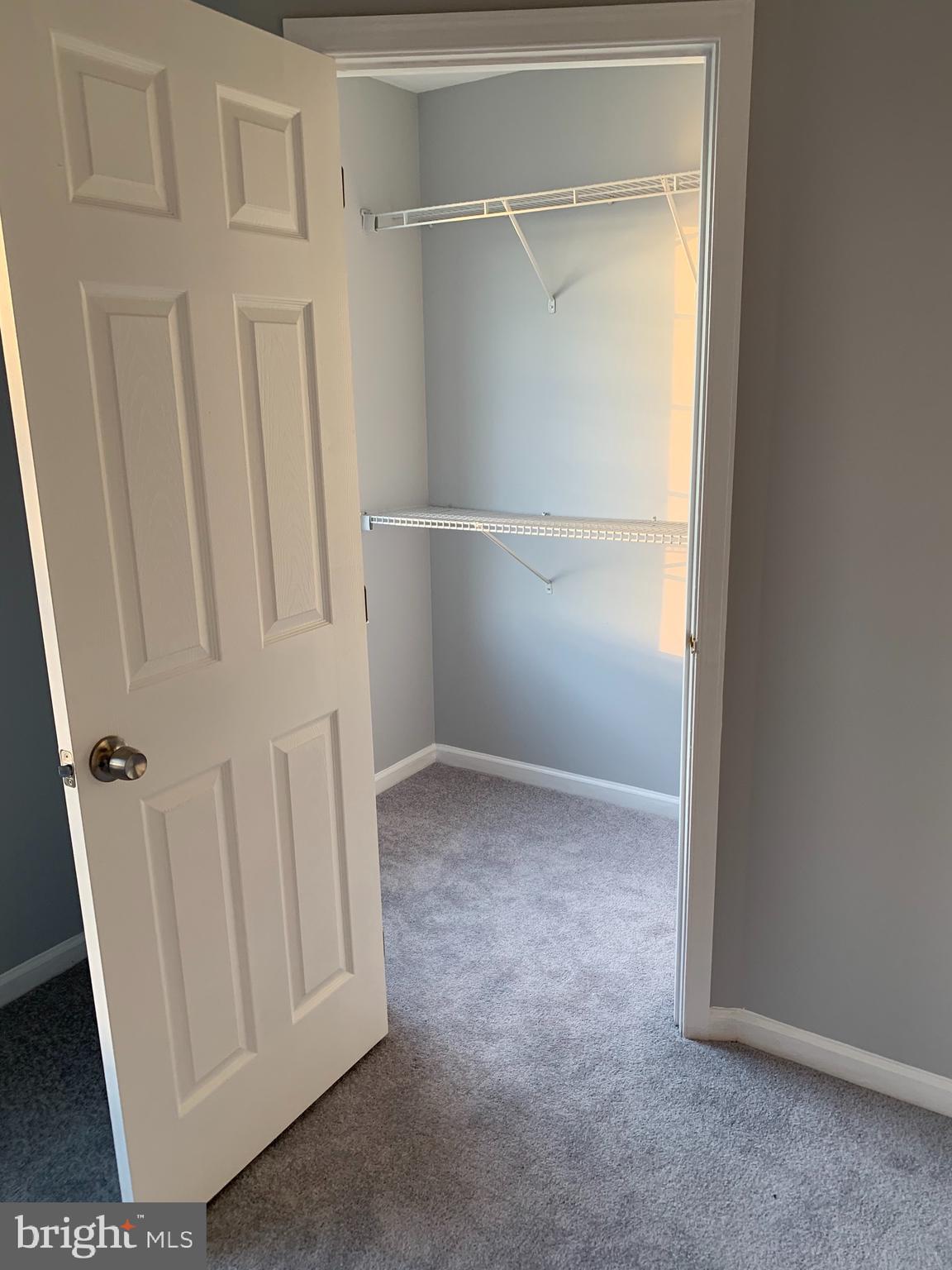 25323 Eldridge Terrace Chantilly, VA 20152 - Photo 19 of 27